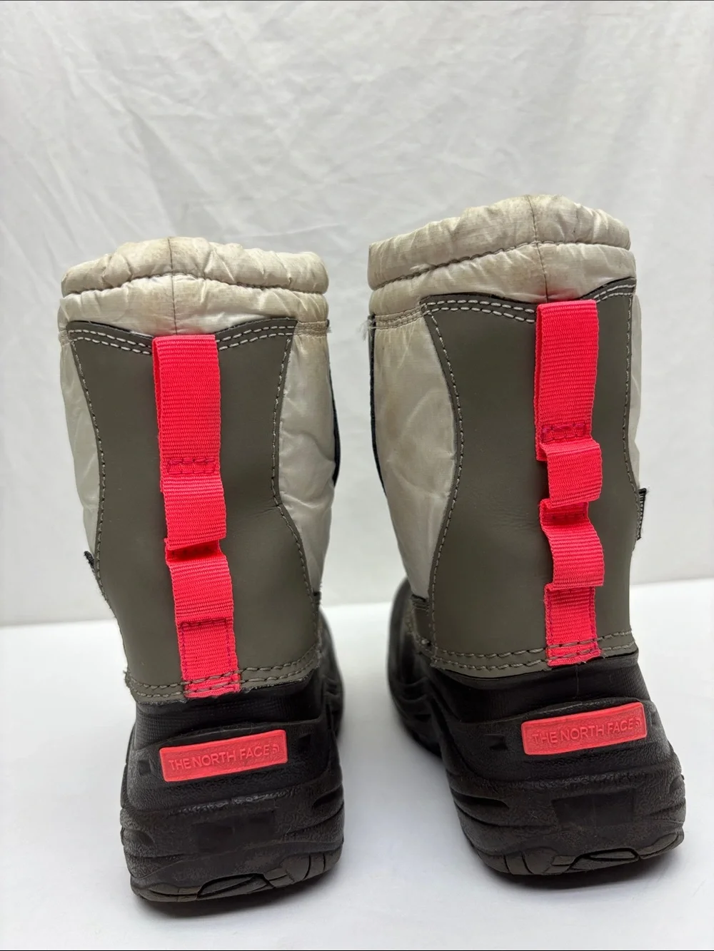 The North face waterproof boots, size 10 for toddler girl, box 74